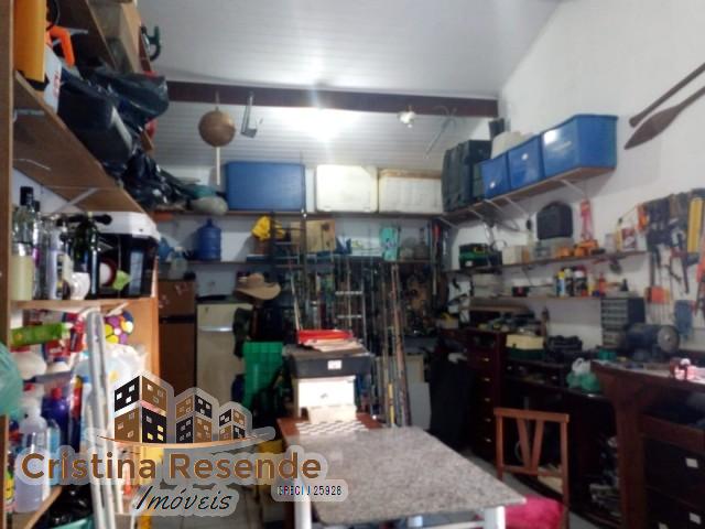 Casa à venda com 2 quartos, 1350m² - Foto 10