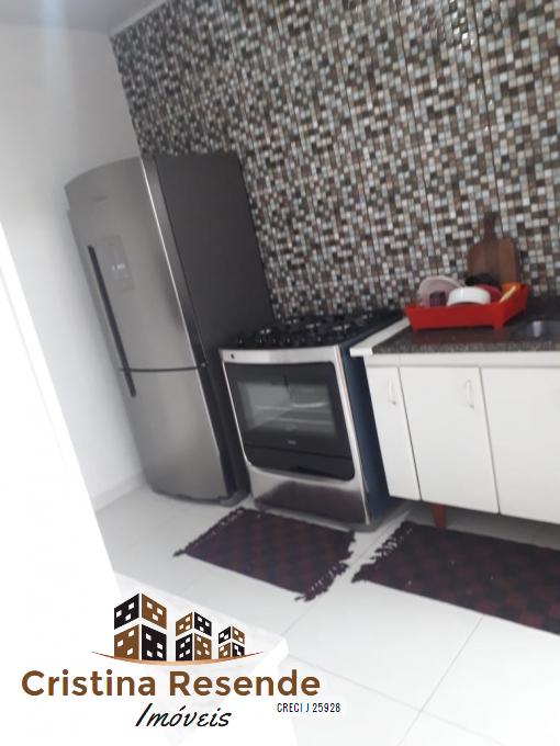 Casa à venda com 2 quartos, 156m² - Foto 3