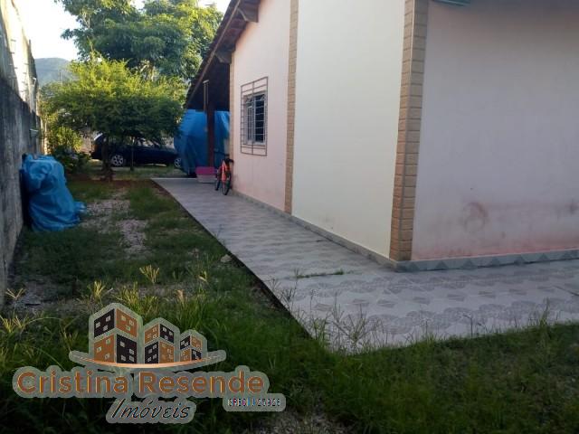 Casa à venda com 2 quartos, 1350m² - Foto 21