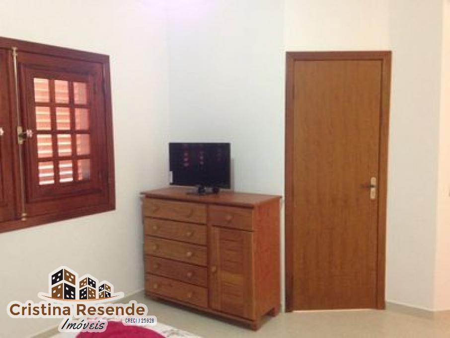 Casa à venda com 7 quartos, 360m² - Foto 17