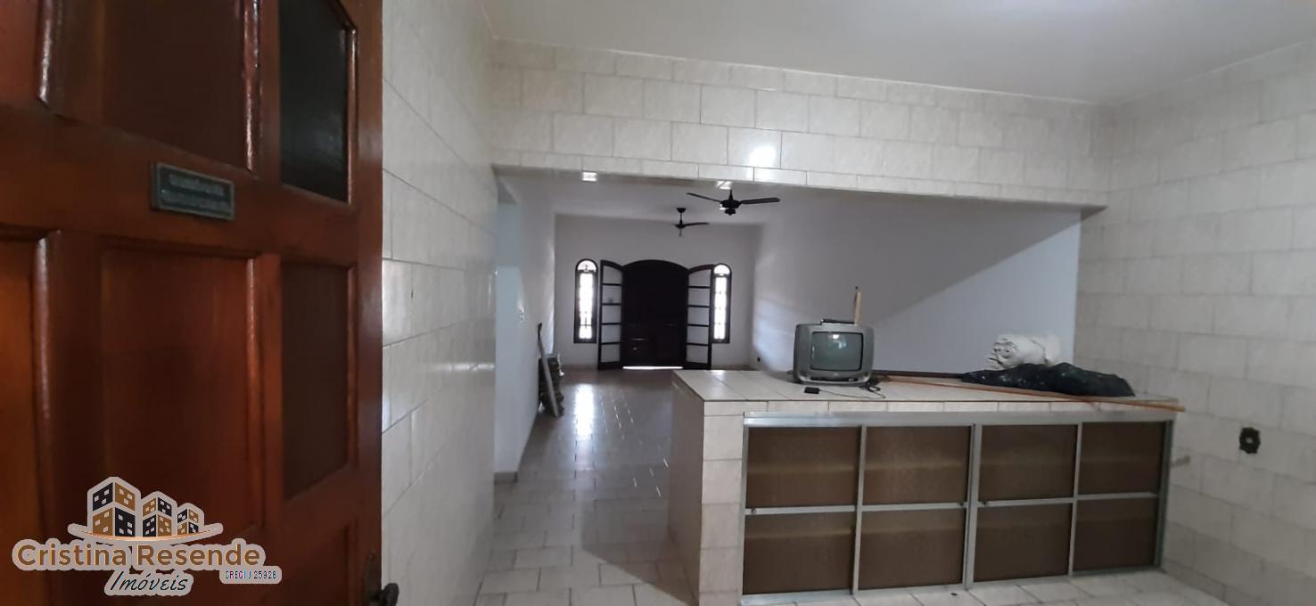 Casa à venda com 2 quartos, 250m² - Foto 13