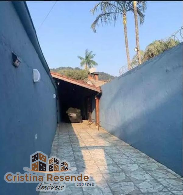 Casa à venda com 3 quartos, 240m² - Foto 8