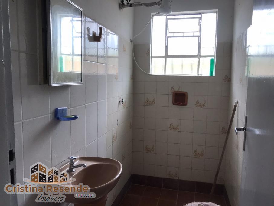 Casa à venda com 4 quartos, 360m² - Foto 2