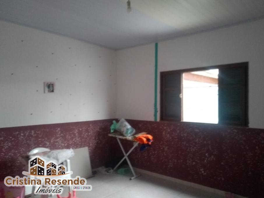 Casa à venda com 2 quartos, 175m² - Foto 9