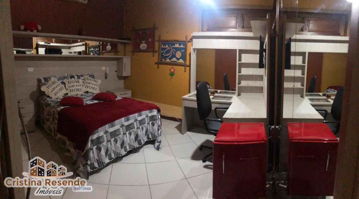 Casa à venda com 4 quartos, 414m² - Foto 4