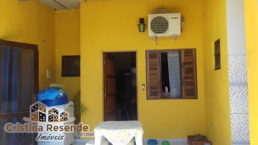 Casa à venda com 3 quartos, 250m² - Foto 1