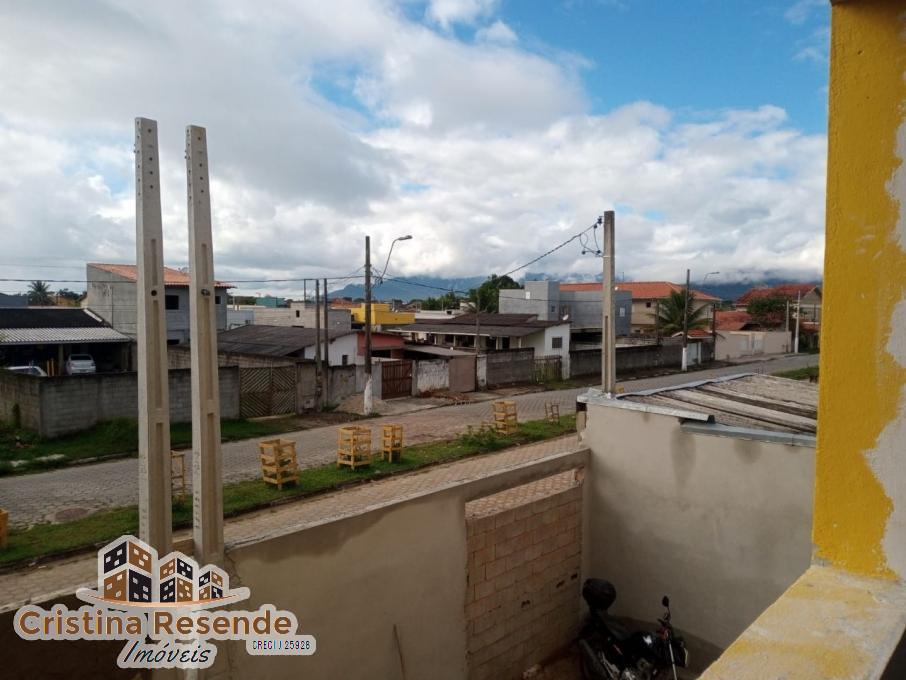 Casa à venda com 2 quartos, 180m² - Foto 4