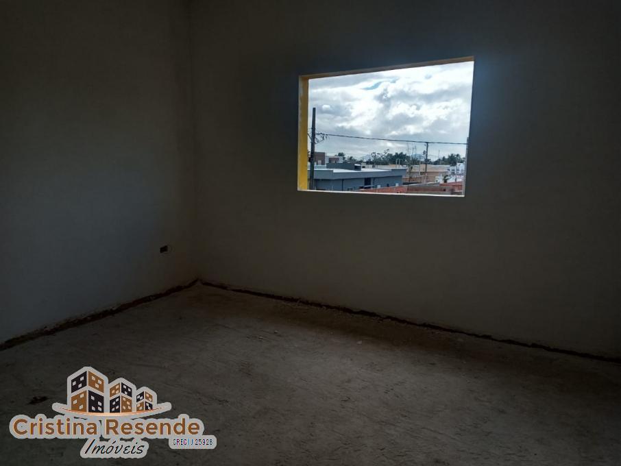 Casa à venda com 2 quartos, 180m² - Foto 7