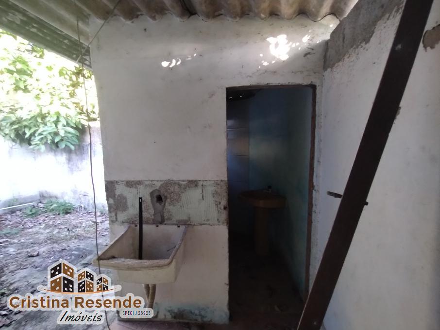 Casa à venda com 2 quartos, 300m² - Foto 5