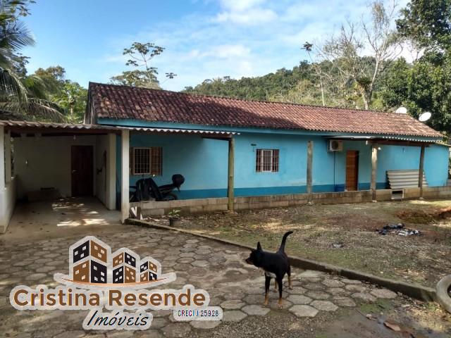 Chácara à venda com 3 quartos, 2000m² - Foto 2